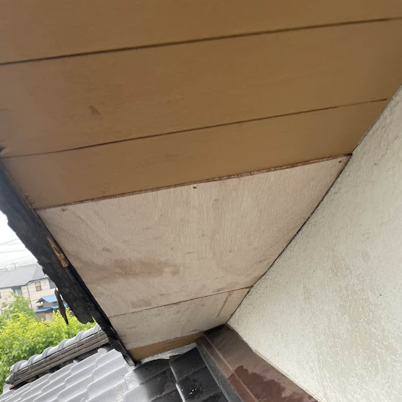 【千葉県市原市】天井裏の足音、犯人の侵入口は「屋根の裏側」でした！